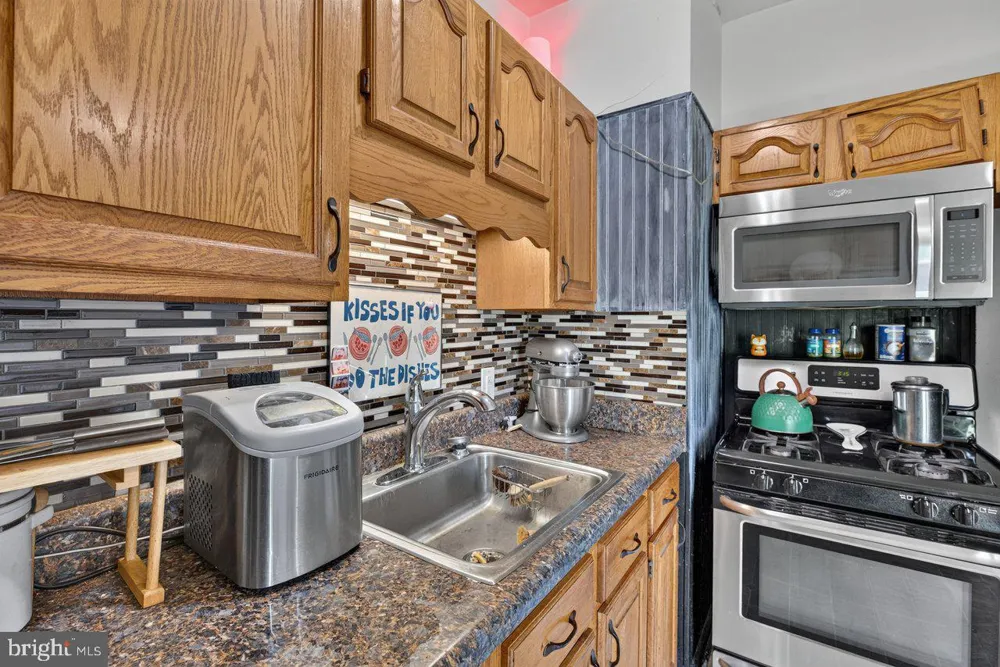 2397 HIGHVIEW CIRCLE Staunton, VA 24401