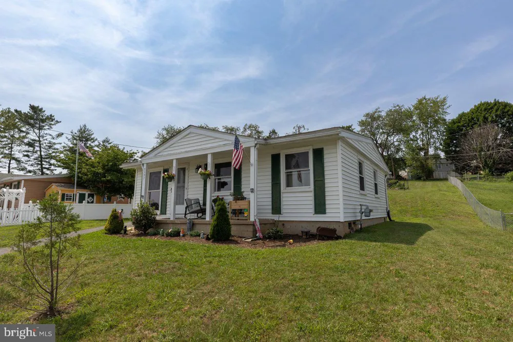2397 HIGHVIEW CIRCLE Staunton, VA 24401