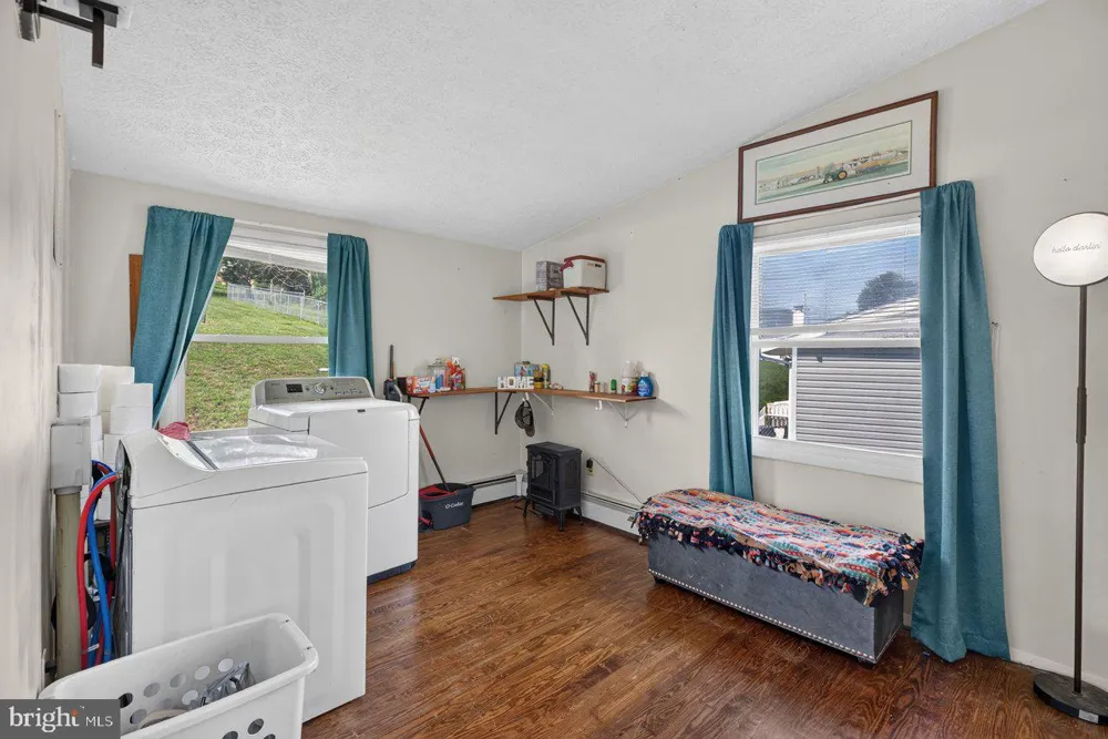 2397 HIGHVIEW CIRCLE Staunton, VA 24401