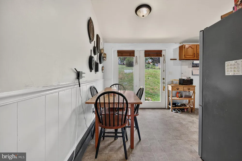 2397 HIGHVIEW CIRCLE Staunton, VA 24401