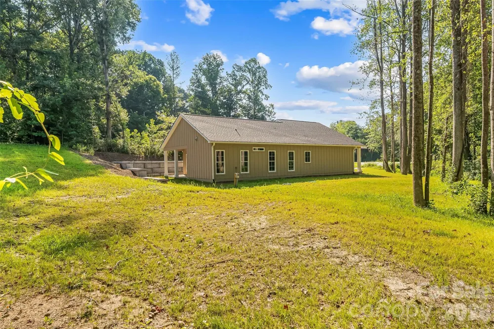 156 Oakdale Drive Morganton, NC 28655