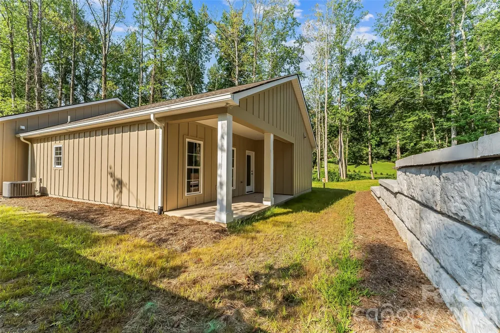156 Oakdale Drive Morganton, NC 28655