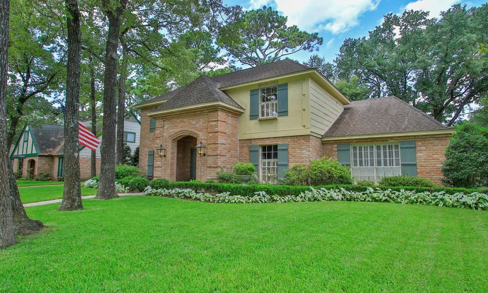 9402 Godstone Lane Spring, TX 77379