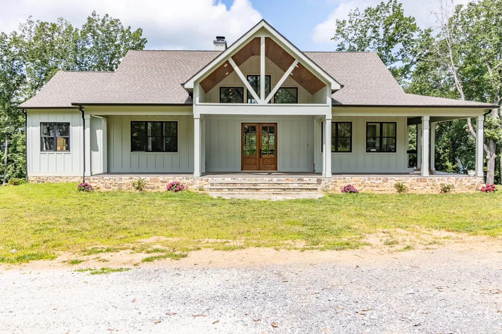 4384 Round Pond Road LaFayette, GA 30728