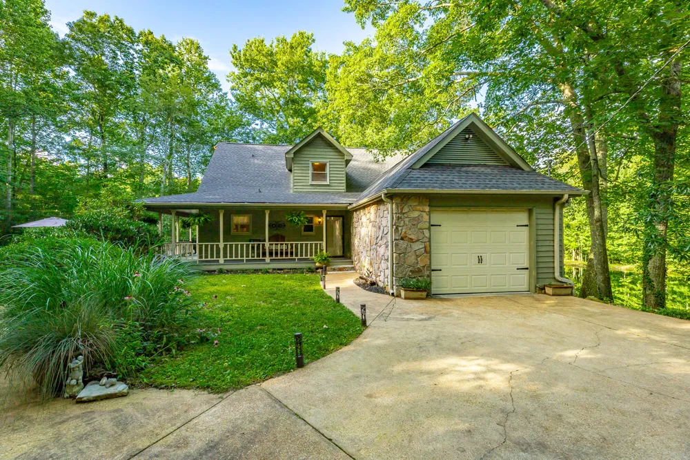 405 Plum Nelly Trail Rising Fawn, GA 30738