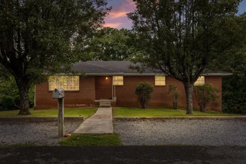 4639 Sherry Lane
