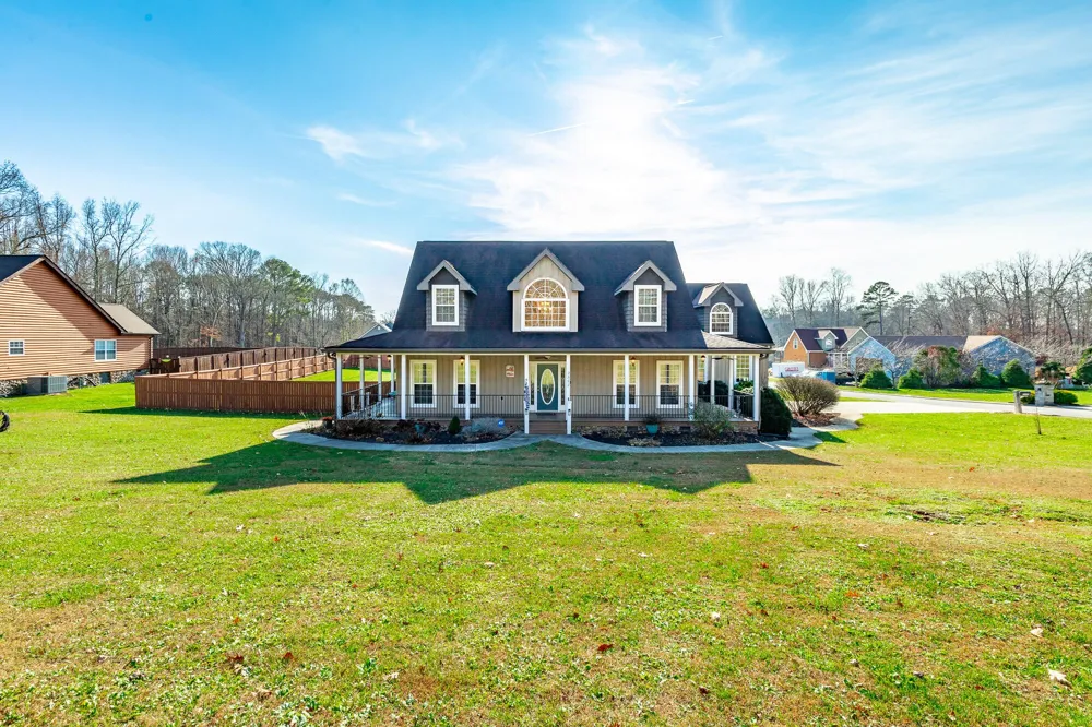 2322 Mowbray Pike Soddy Daisy, TN 37379