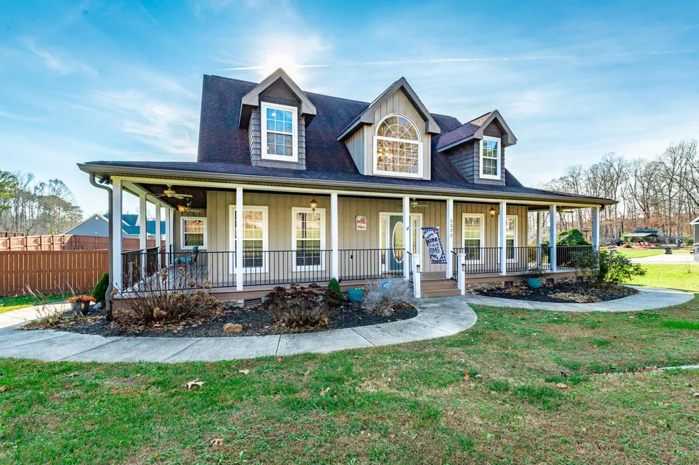 2322 Mowbray Pike Soddy Daisy, TN 37379