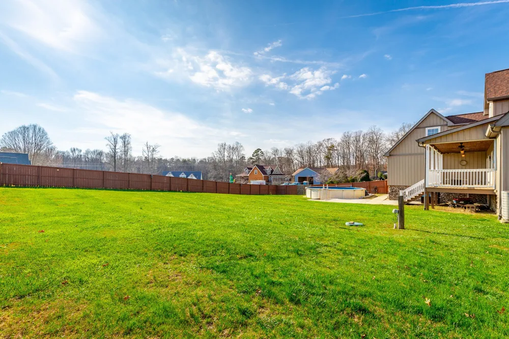 2322 Mowbray Pike Soddy Daisy, TN 37379