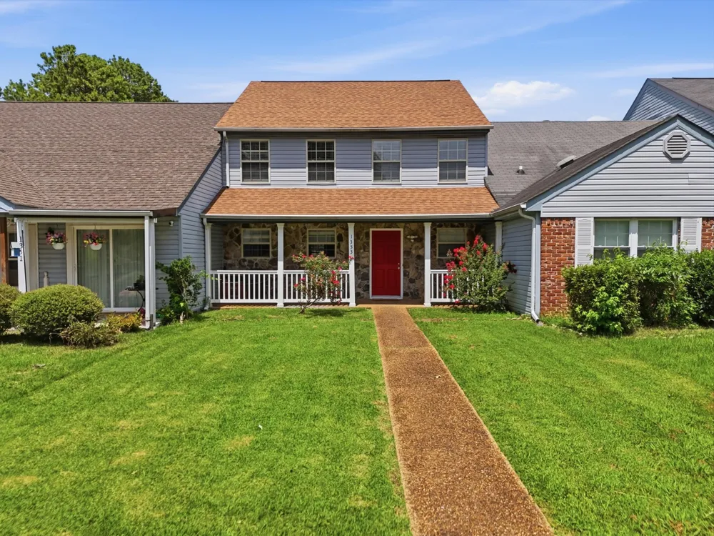 1353 Village Green Drive Hixson, TN 37343