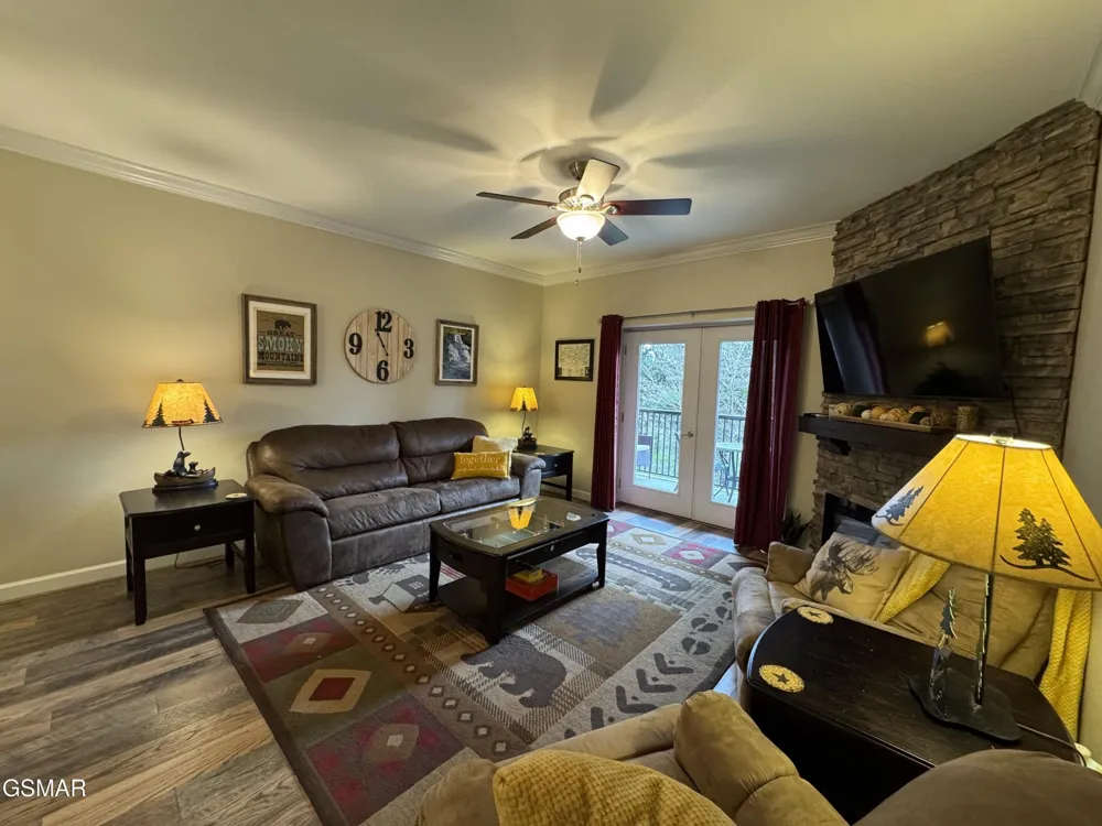 124 Plaza Drive #5207 Pigeon Forge, TN 37863