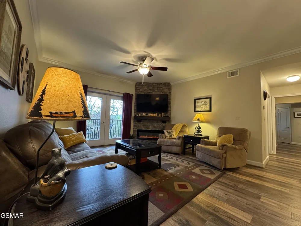 124 Plaza Drive #5207 Pigeon Forge, TN 37863