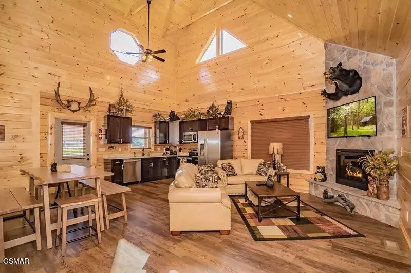 3730 Heritage Hills Drive Pigeon Forge, TN 37863