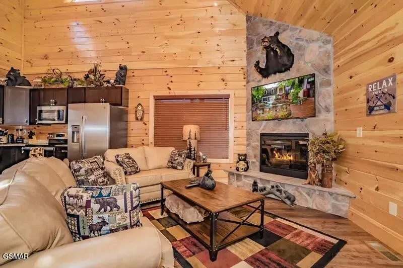3730 Heritage Hills Drive Pigeon Forge, TN 37863