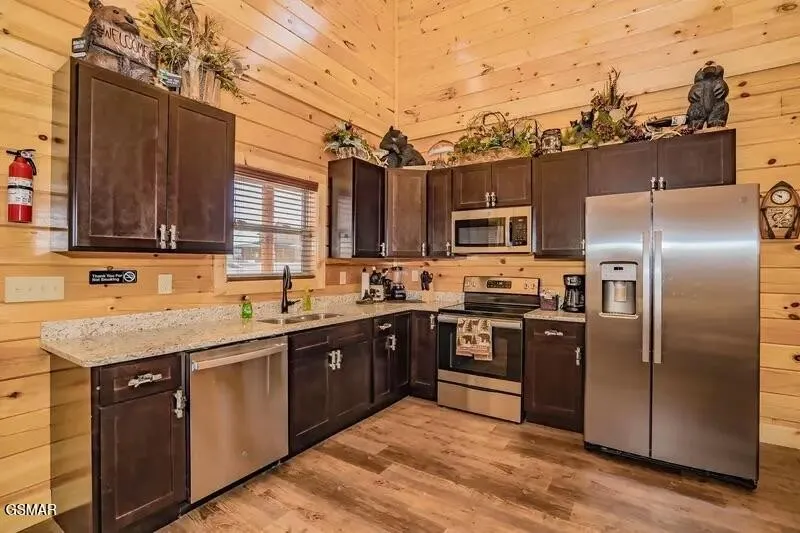 3730 Heritage Hills Drive Pigeon Forge, TN 37863