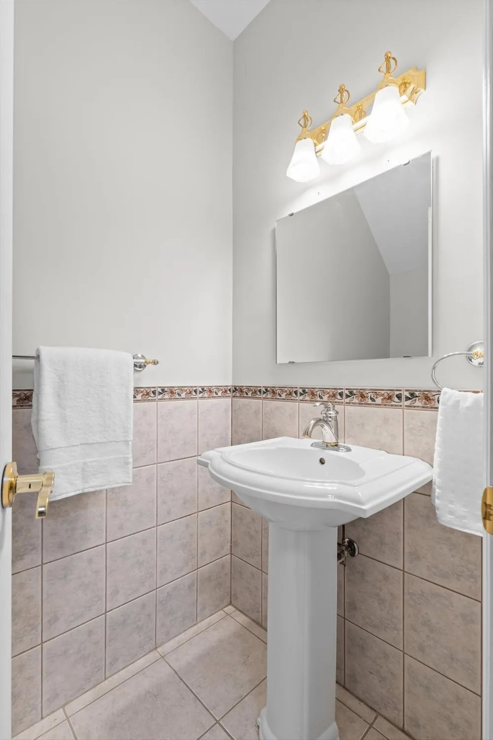 453 Harvest Lane Rock Spring, GA 30739