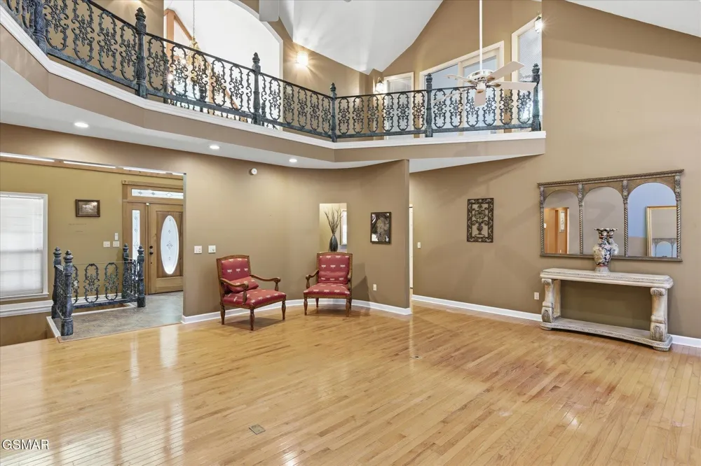 201 Clear Point Lane Pigeon Forge, TN 37863