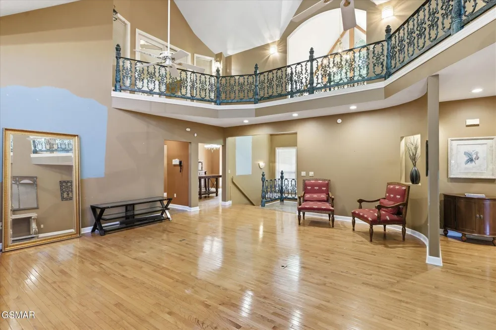 201 Clear Point Lane Pigeon Forge, TN 37863