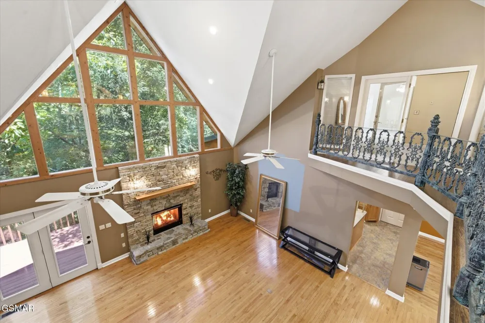 201 Clear Point Lane Pigeon Forge, TN 37863