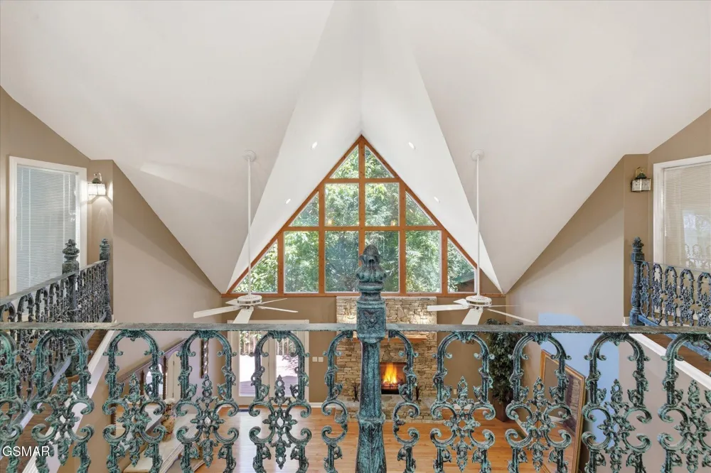 201 Clear Point Lane Pigeon Forge, TN 37863
