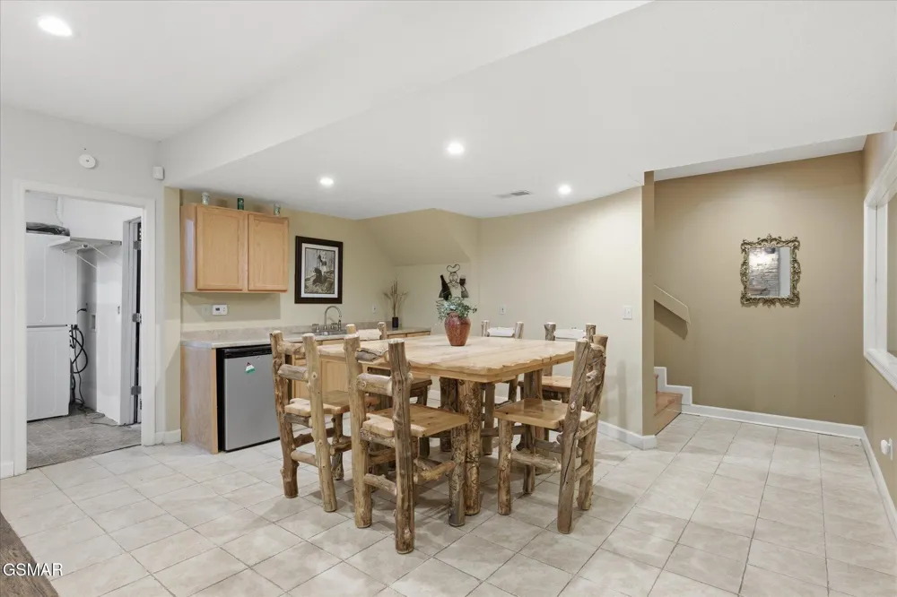 201 Clear Point Lane Pigeon Forge, TN 37863
