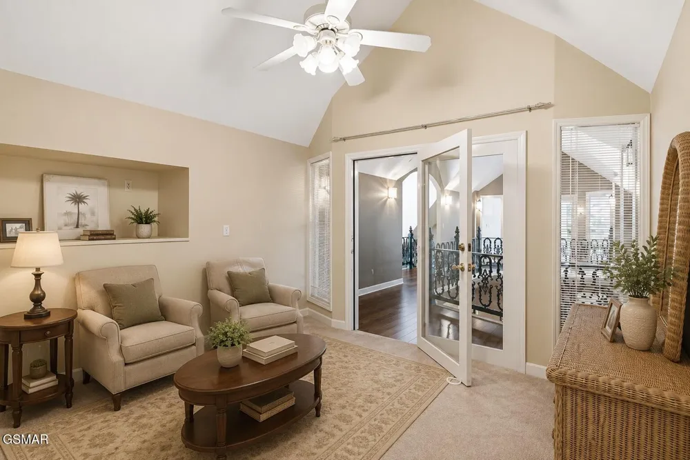 201 Clear Point Lane Pigeon Forge, TN 37863