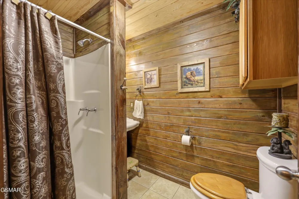 320 Cherry Hill Way Newport, TN 37821