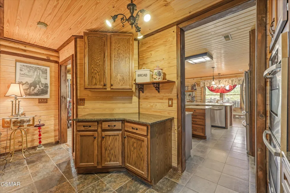320 Cherry Hill Way Newport, TN 37821