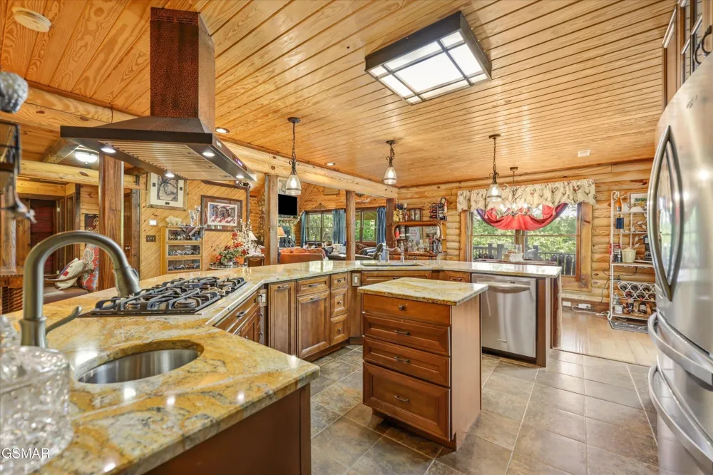 320 Cherry Hill Way Newport, TN 37821