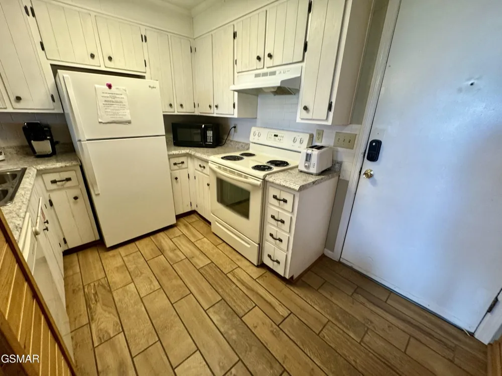 1102 Ski View Drive #306 Gatlinburg, TN 37738