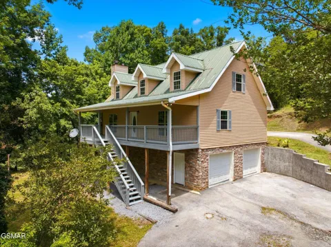 1134 Deer Trail Way