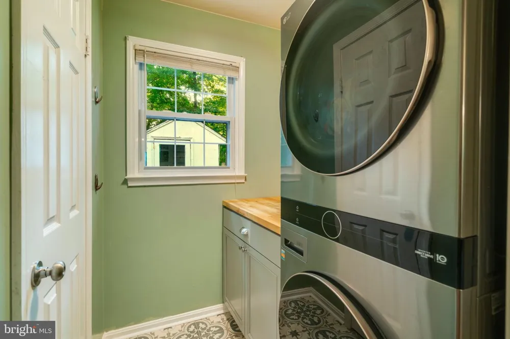 13402 CARRAGEEN DRIVE Manassas, VA 20112