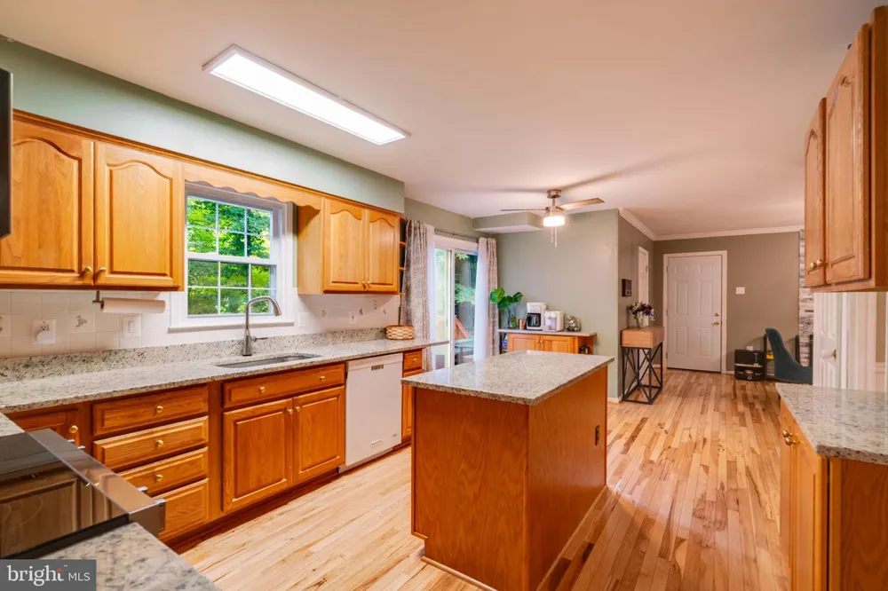 13402 CARRAGEEN DRIVE Manassas, VA 20112