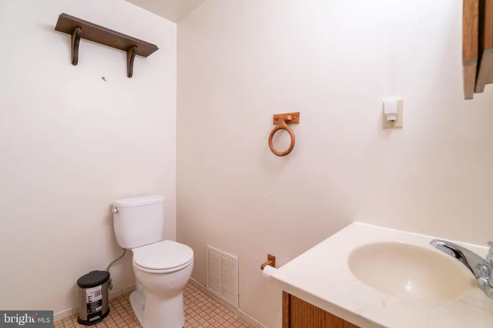 13402 CARRAGEEN DRIVE Manassas, VA 20112