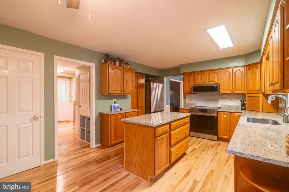 13402 CARRAGEEN DRIVE Manassas, VA 20112
