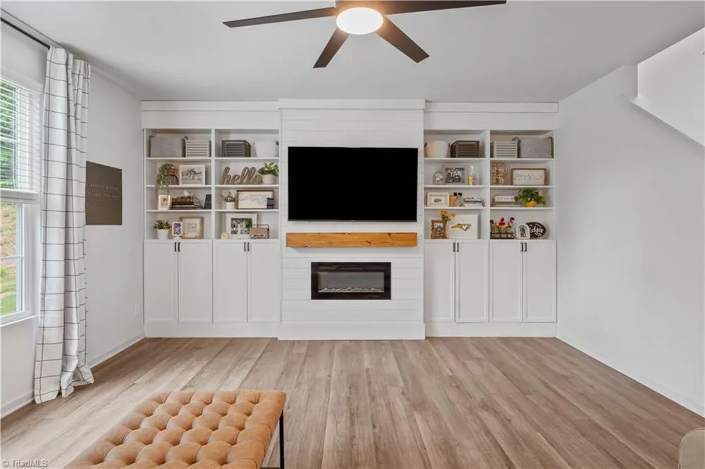 4604 Fairway Run Drive Pfafftown, NC 27040