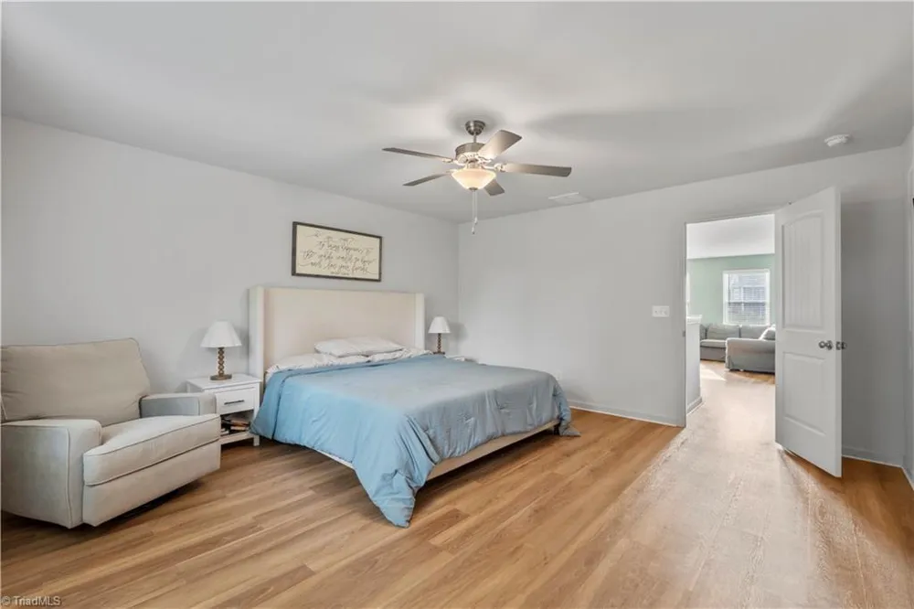 4604 Fairway Run Drive Pfafftown, NC 27040