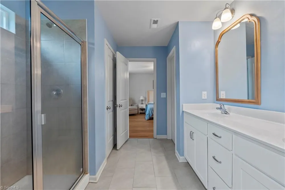 4604 Fairway Run Drive Pfafftown, NC 27040