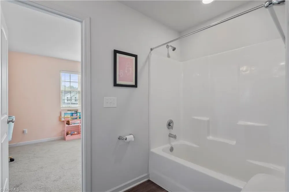 4604 Fairway Run Drive Pfafftown, NC 27040