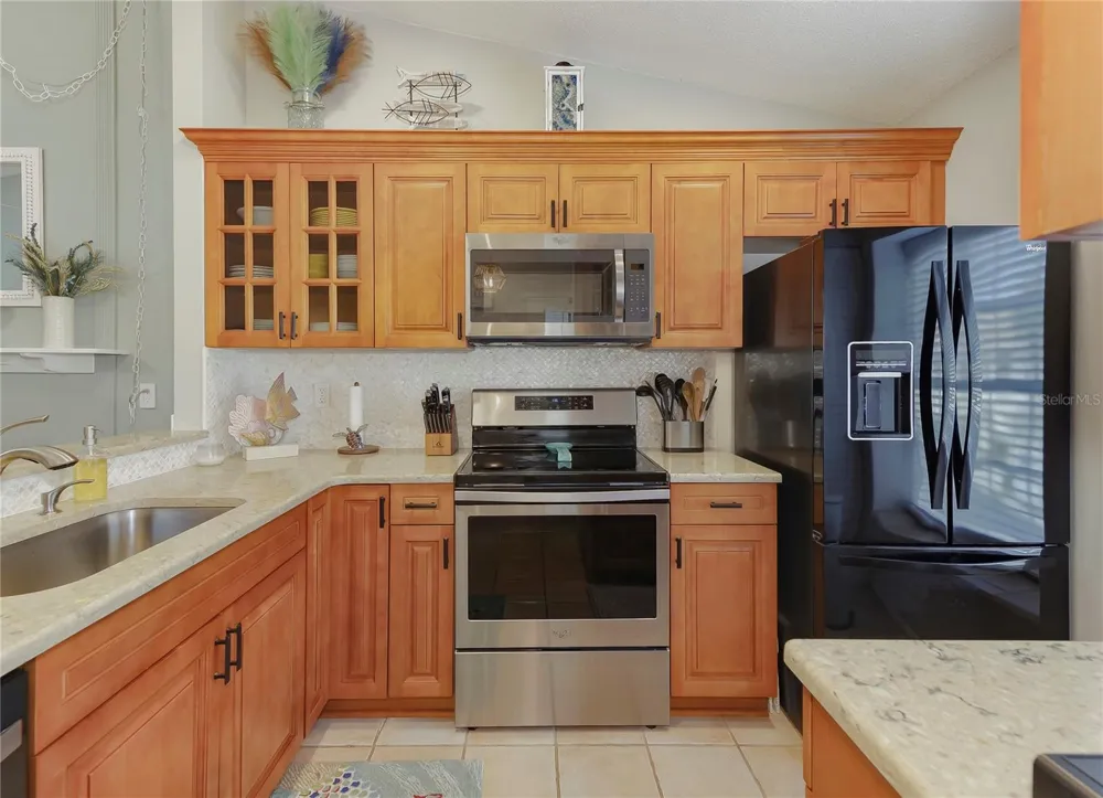 12223 SUN VISTA COURT E Treasure Island, FL 33706