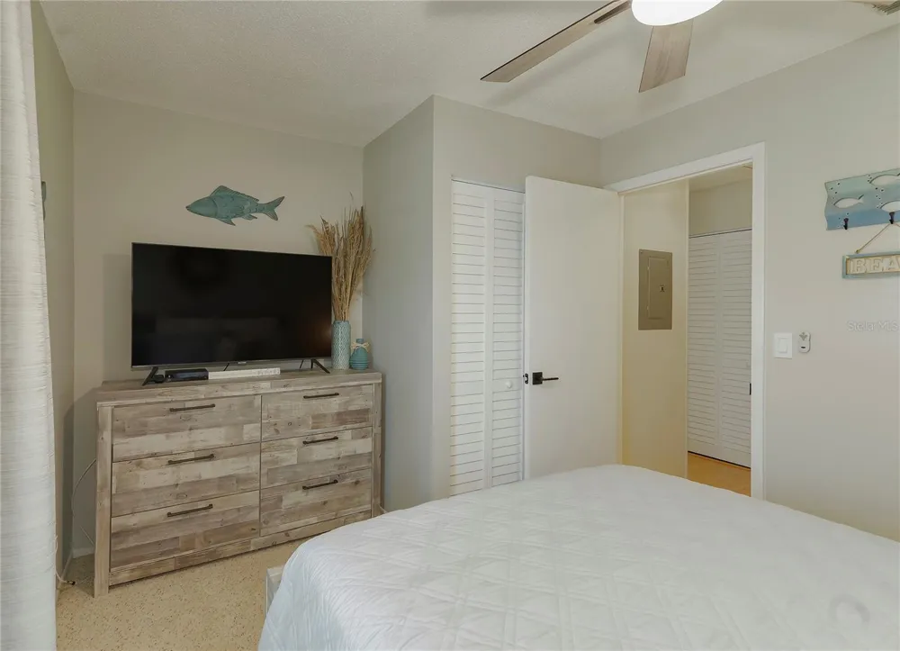 12223 SUN VISTA COURT E Treasure Island, FL 33706