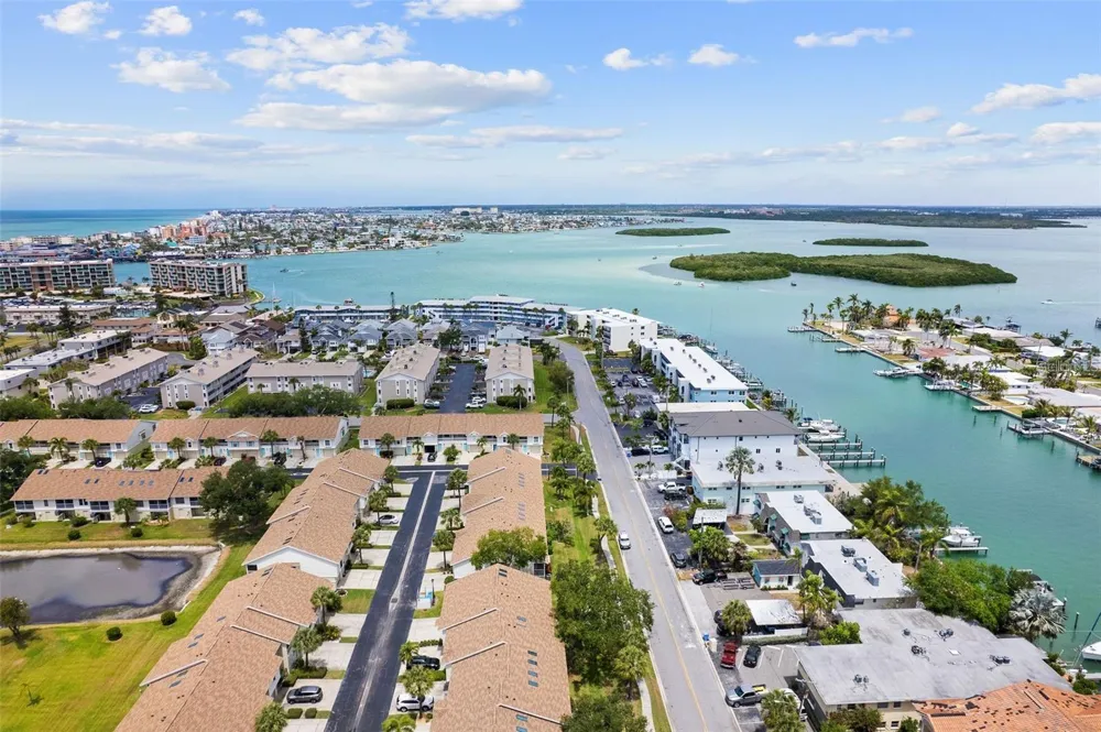 12223 SUN VISTA COURT E Treasure Island, FL 33706