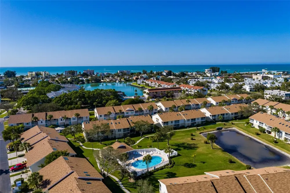 12223 SUN VISTA COURT E Treasure Island, FL 33706