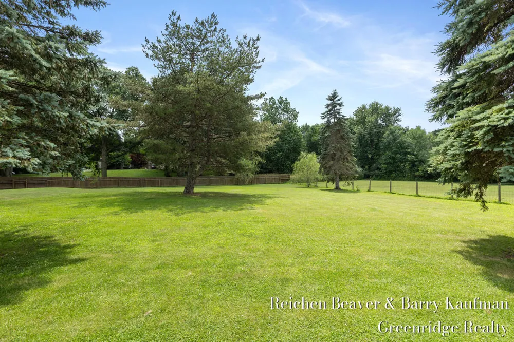 3745 Beeman Road Williamston, MI 48895