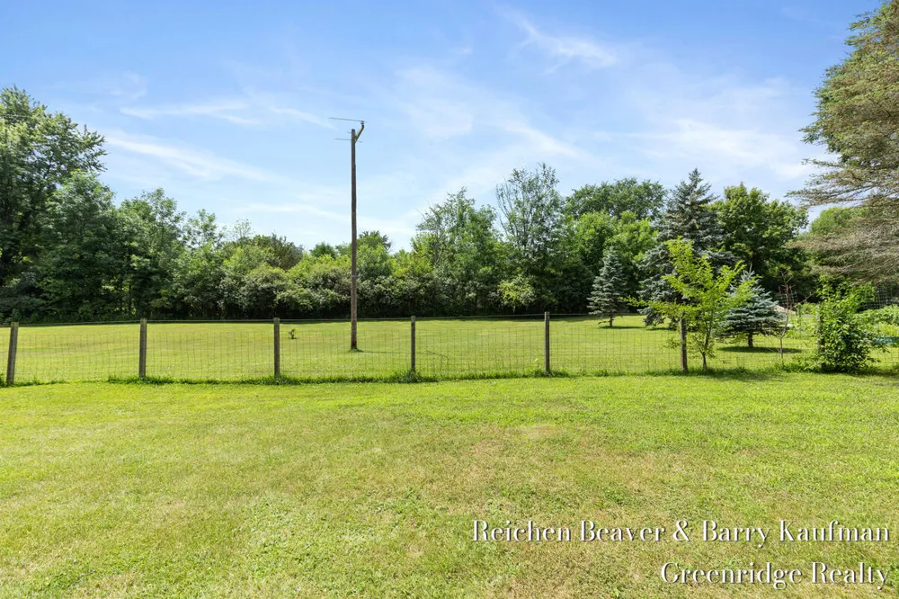 3745 Beeman Road Williamston, MI 48895