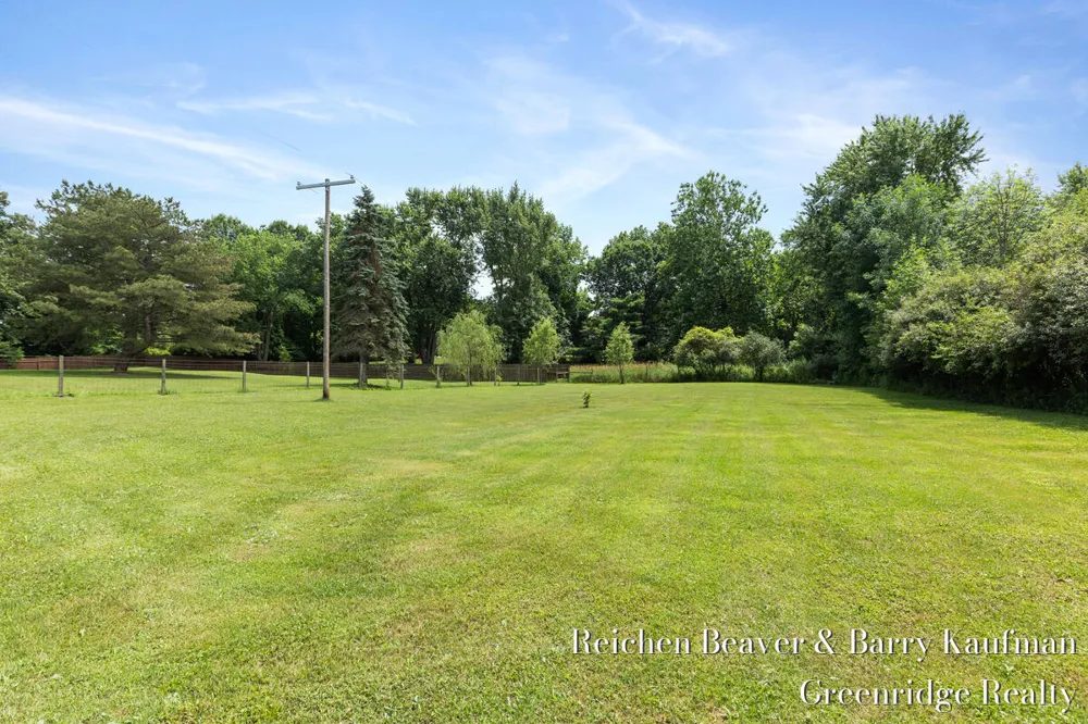 3745 Beeman Road Williamston, MI 48895