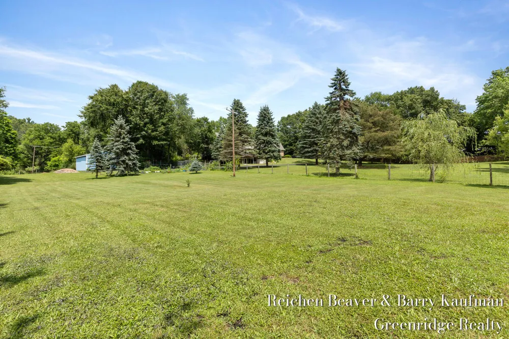 3745 Beeman Road Williamston, MI 48895