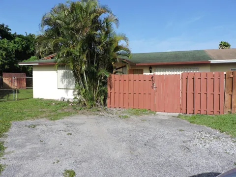 8599 Crater Terrace