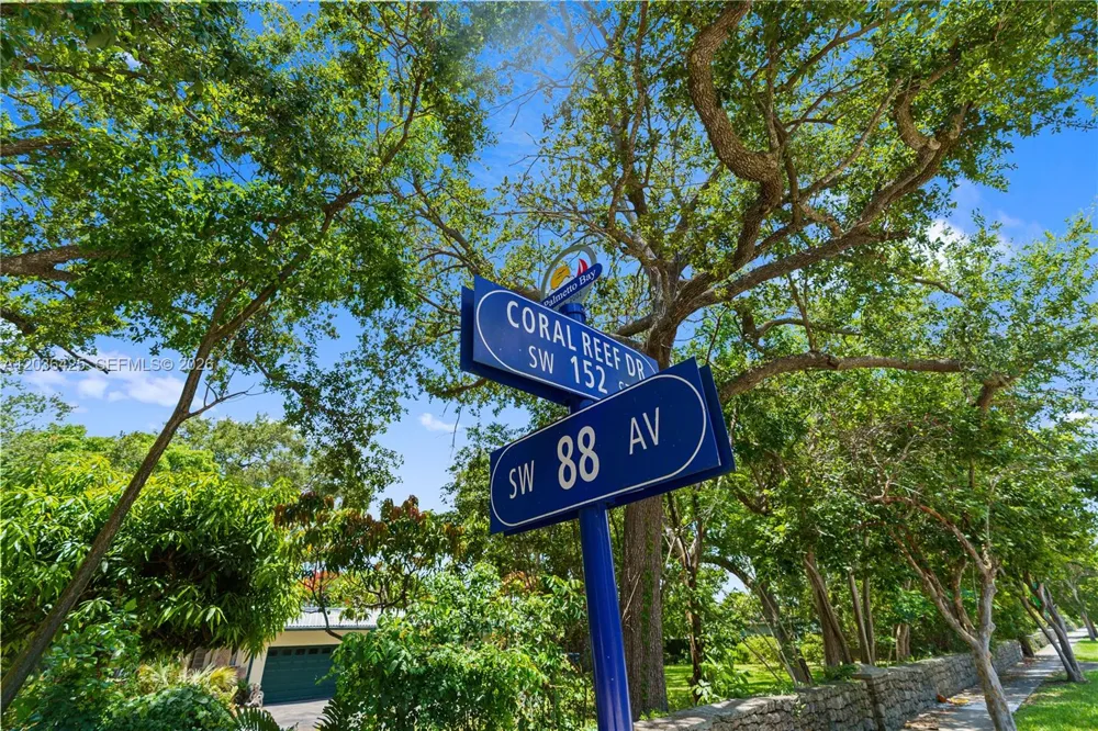 15200 SW 88th Ave Palmetto Bay, FL 33157