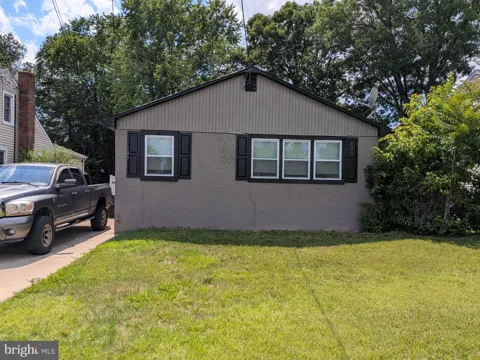 125 ORCHARD AVENUE